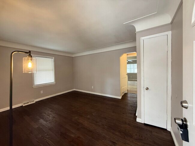 Building Photo - 7243 Dacosta