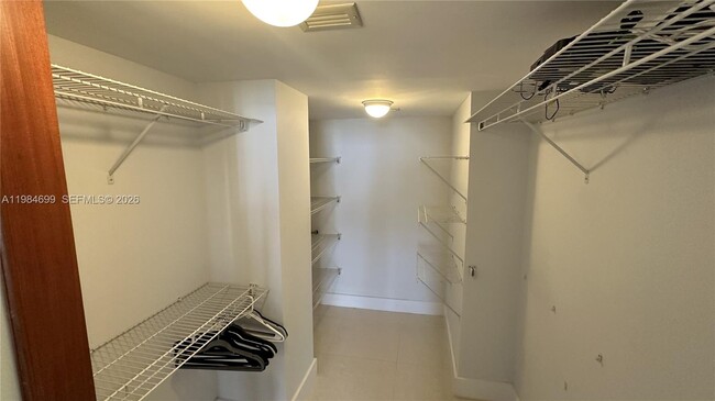 Building Photo - 2333 Brickell Ave