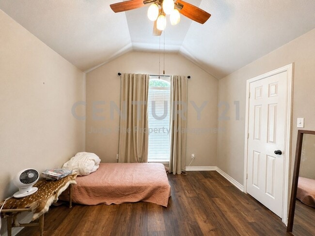 Building Photo - 233 Mitchell Boulevard