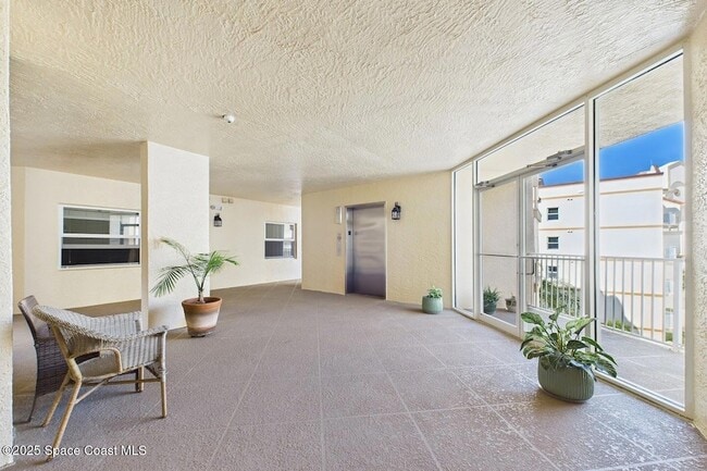 Building Photo - 807 Mystic Dr