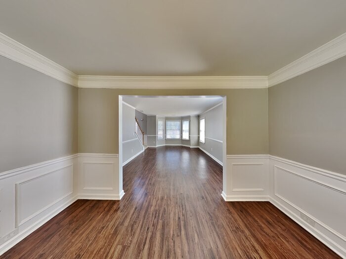 Building Photo - 6273 Selborn Dr SW