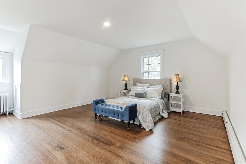 Building Photo - 60 Maple Ave