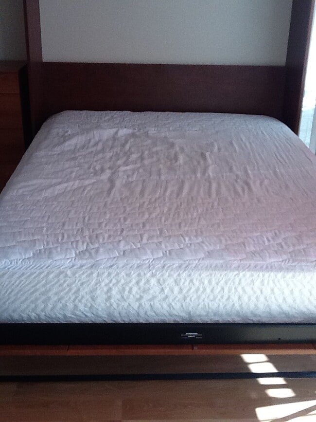 Building Photo - 2345 Ala Wai Blvd