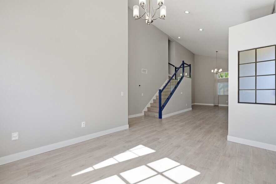 Building Photo - 1162 Erin Dr