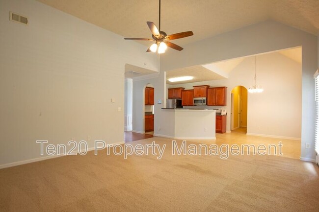 Building Photo - 54 Apache Trail