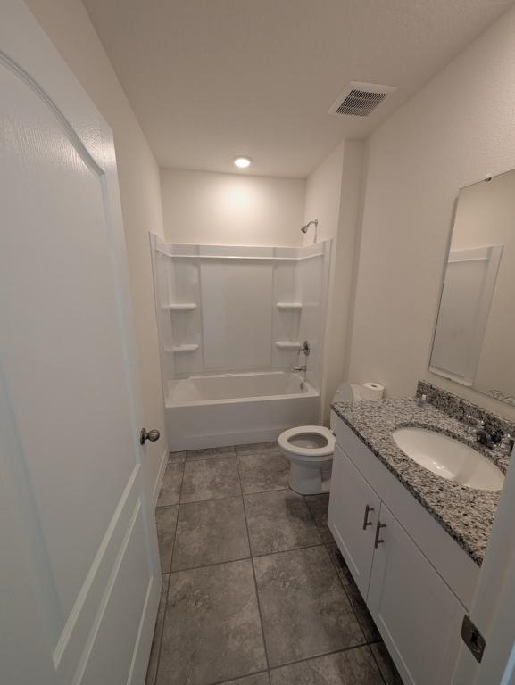 Building Photo - 1331 Lawndale Ct