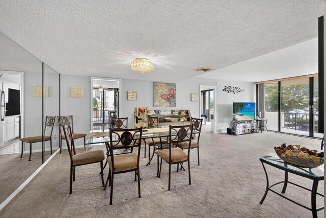 Building Photo - 4200 N Ocean Dr