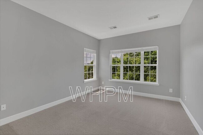 Building Photo - 4846 Bevendean Dr
