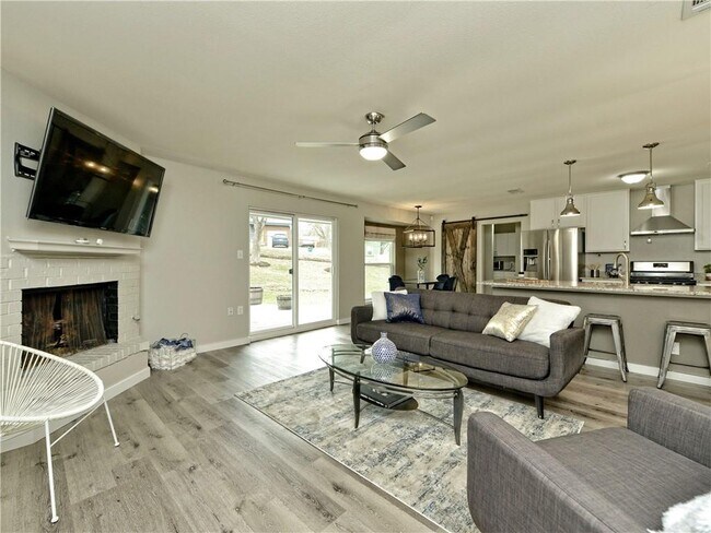 Primary Photo - 1601 Elmira Rd