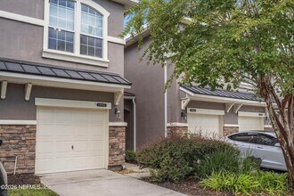 Building Photo - 14912 Bartram Village Ln