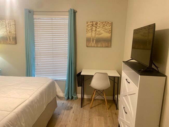 Building Photo - Avalon Villages