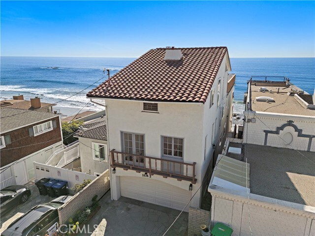 Building Photo - 1045 Gaviota Dr