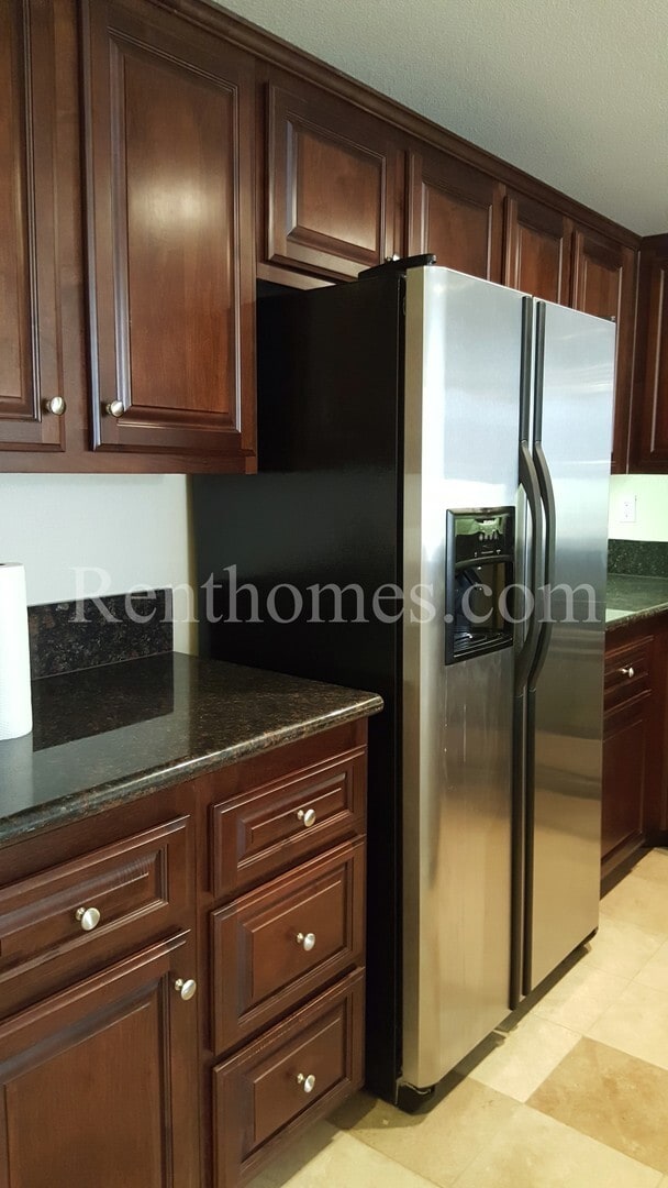 Building Photo - La Jolla / UTC, 3985 Nobel Dr #325 - Granite Counters, All Appliances, Near UCSD and the UTC Mall!