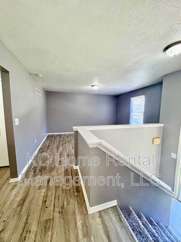 Building Photo - 3904 Springfield St