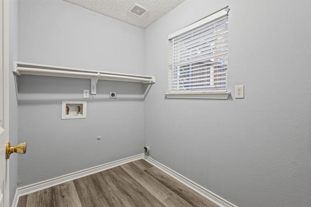 Building Photo - 1604 Lincoln Dr