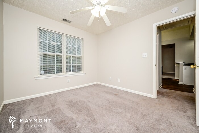 Building Photo - 35 Trelawney Trce