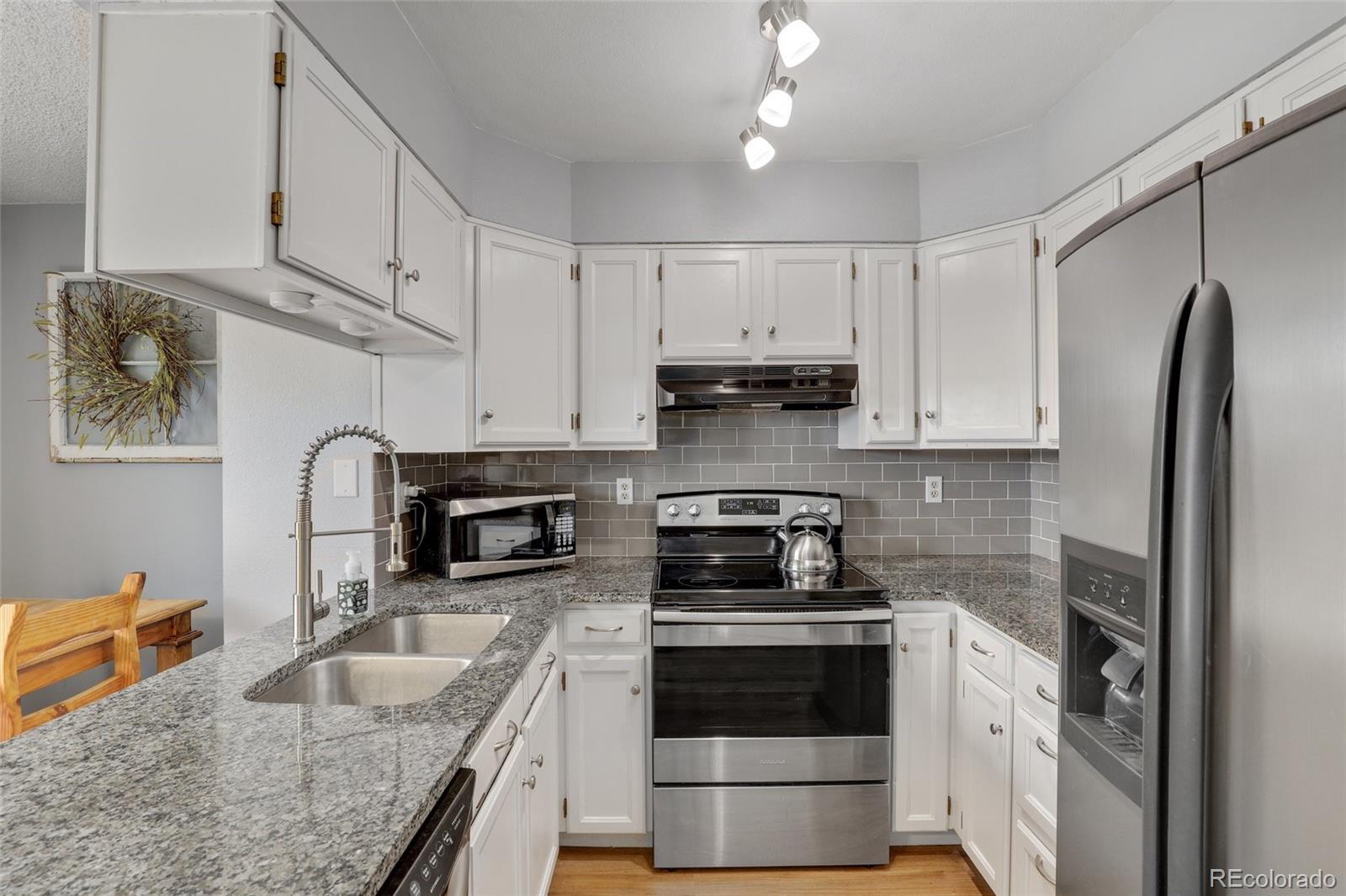Building Photo - 10856 Bayfield Way