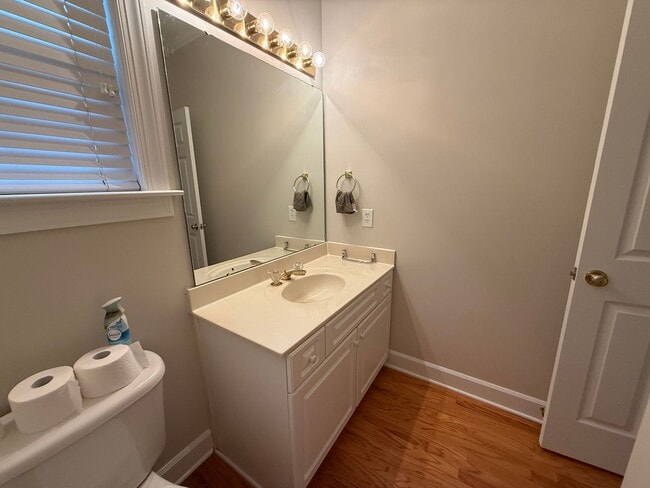 Building Photo - Charming Cul-de-Sac Living in the Heart of Greer