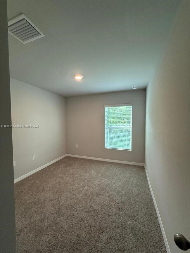 Building Photo - 3051 S Beechwood Cir