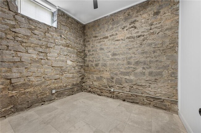 Building Photo - 360 Ponce De Leon Ave NE