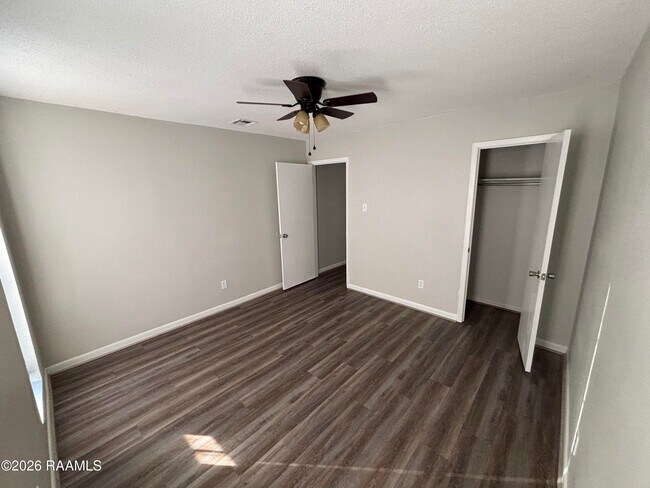 Building Photo - 108 Cantal Dr