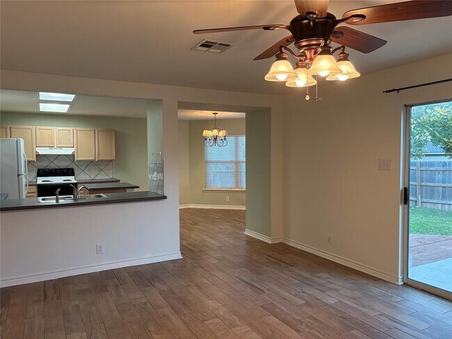 Building Photo - 88 Elm Hill Ct