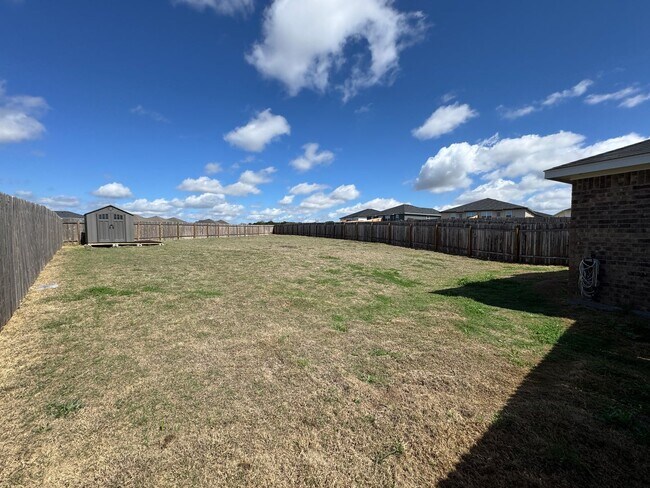 Building Photo - 1234 Lehmann Dr