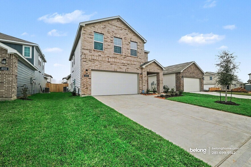 Building Photo - 4015 Ancient Honor Dr