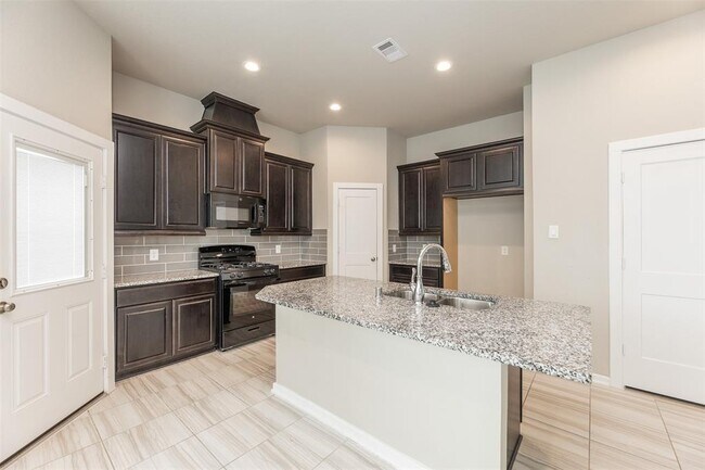 Building Photo - 2511 Manor Valley Ct