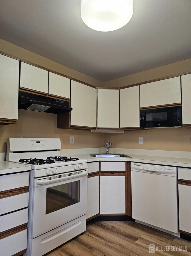 Building Photo - 2809 Ridgefield Ct