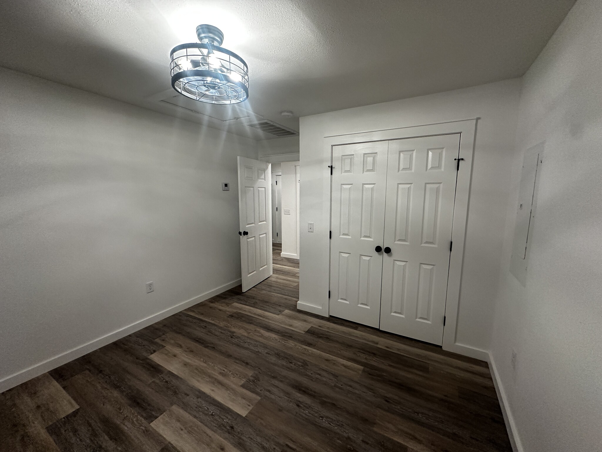 Bedroom with Closet - 1117 W South St