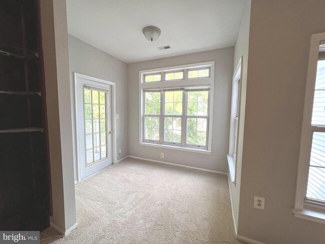 Building Photo - 9312 Groffs Mill Dr
