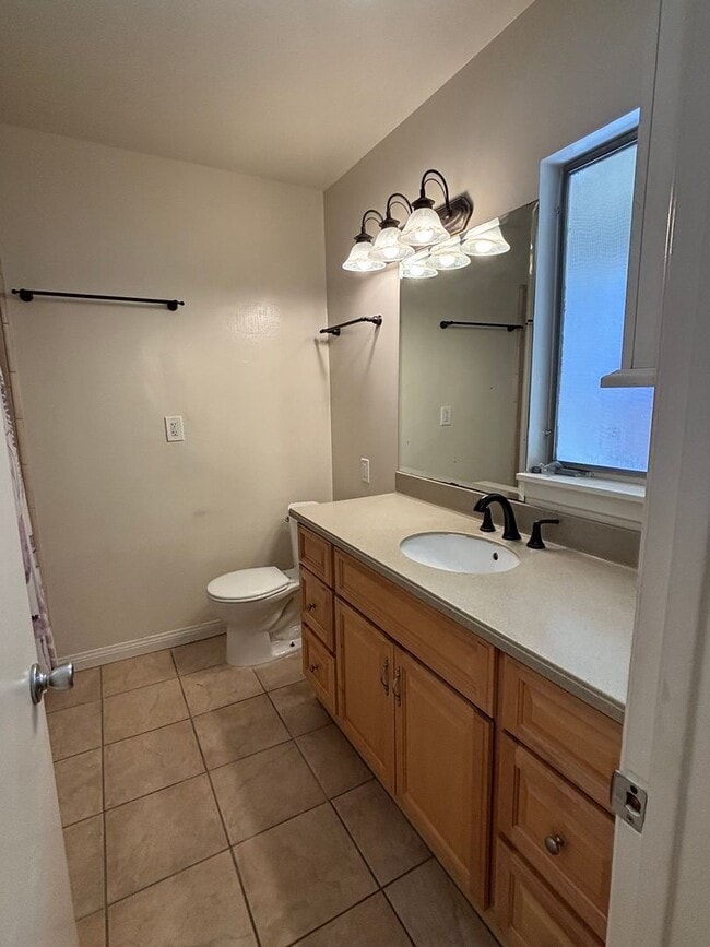 Building Photo - (5281-5285) El Prado Ave.