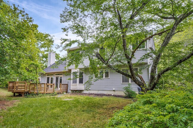 Building Photo - 4287 Exeter Dr
