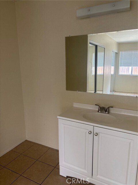 Building Photo - 13685 Ocotillo Rd