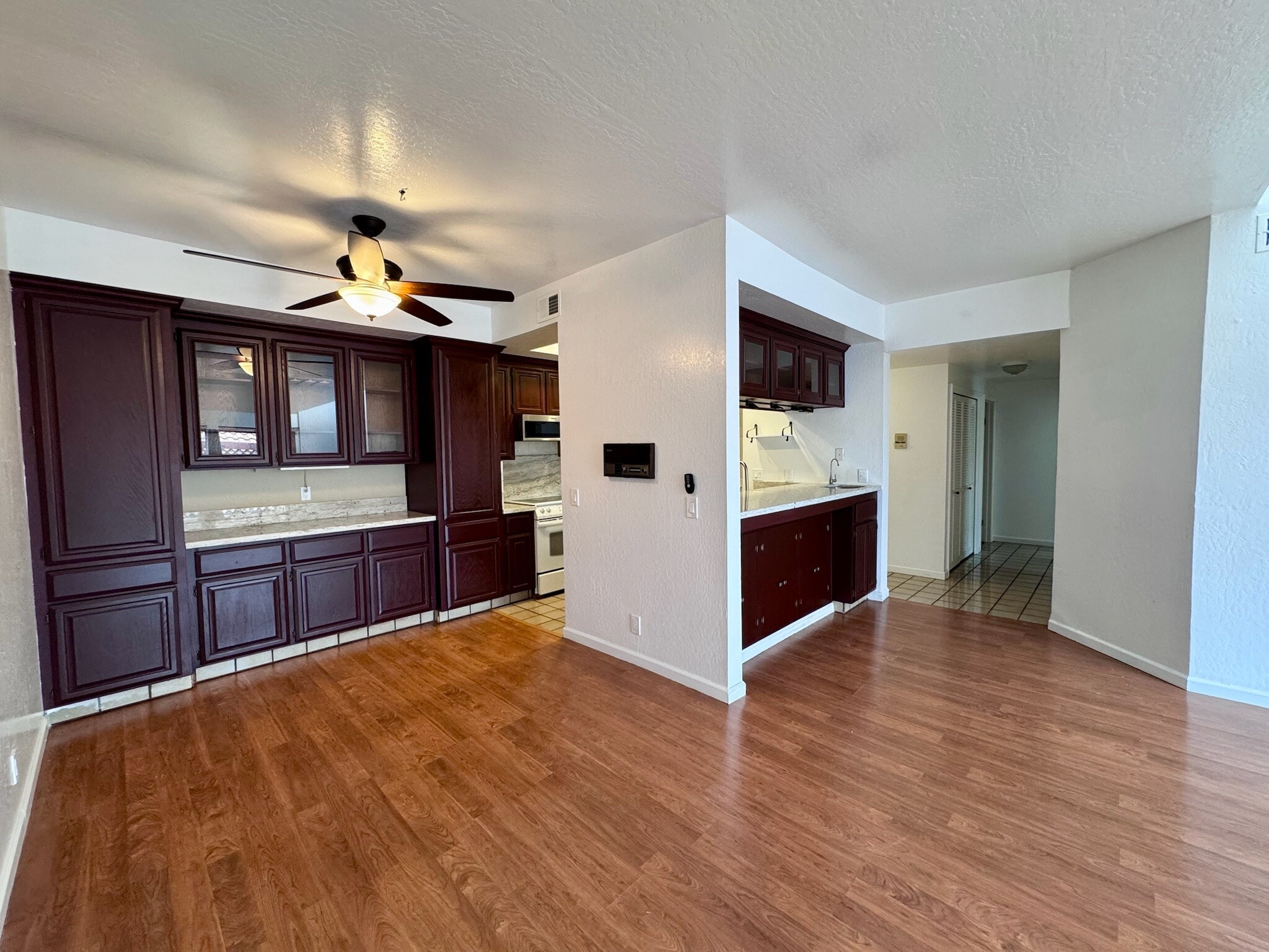 Dining Area - 25912 Hayward Blvd