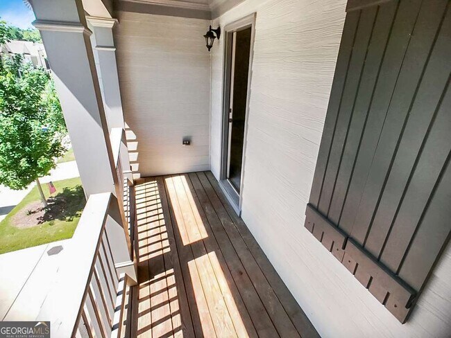 Building Photo - 206 Madison Ave