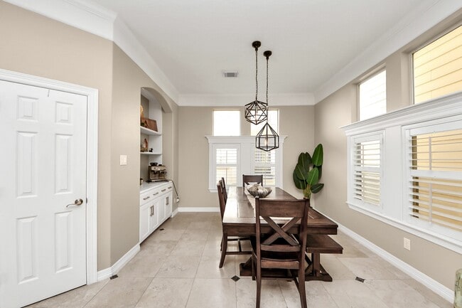 Building Photo - 2416 Bevis St