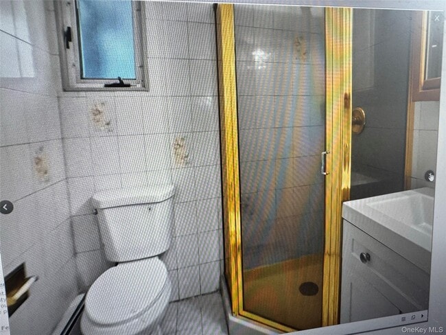 Building Photo - 571 Richmond Rd