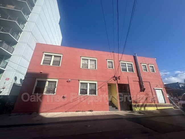 Building Photo - 1607 2nd Ave