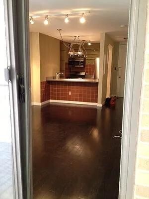 Building Photo - 300 Albany St