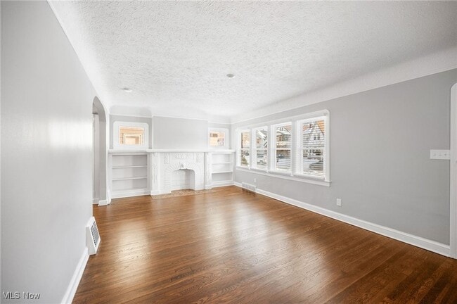 Building Photo - 2258 Northland Ave