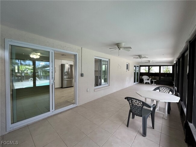 Building Photo - 6128 Cocos Dr