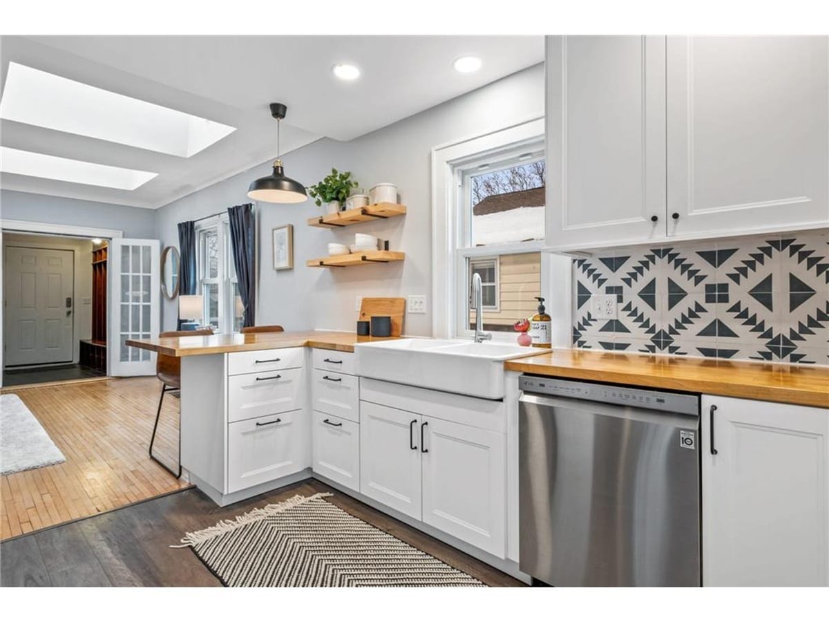 Building Photo - 972 Watson Ave