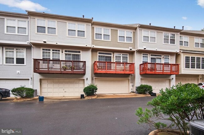 Building Photo - 4093 Fountainside Ln