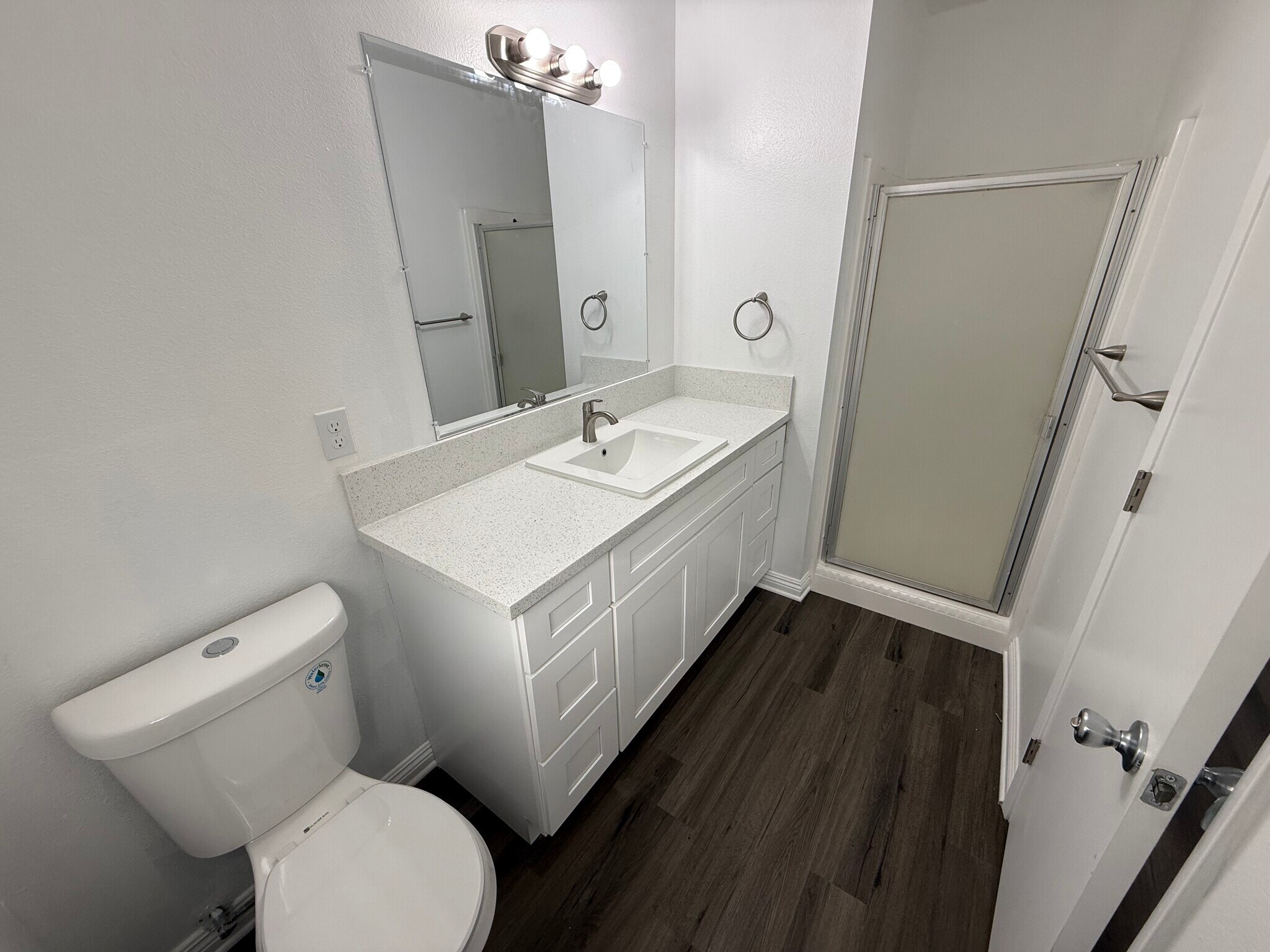 Building Photo - 41041 Alder Ave