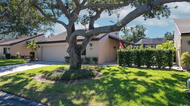 Building Photo - 3694 Glen Oaks Manor Dr