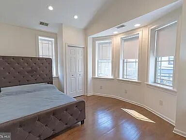 Building Photo - 1101 N 3rd St