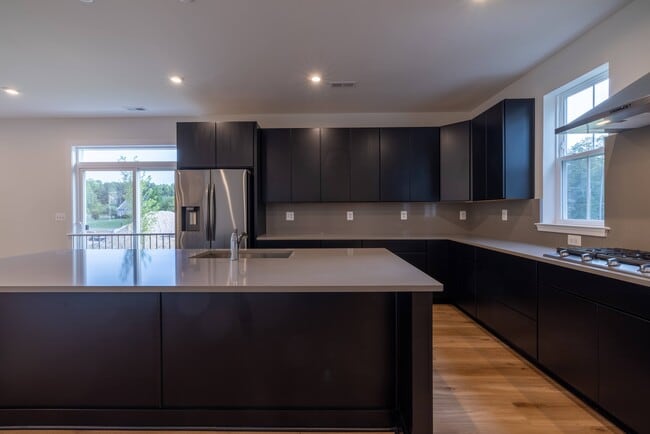 Building Photo - 11541 Chapman Ml Dr