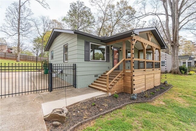 Building Photo - 1660 White Oak Way